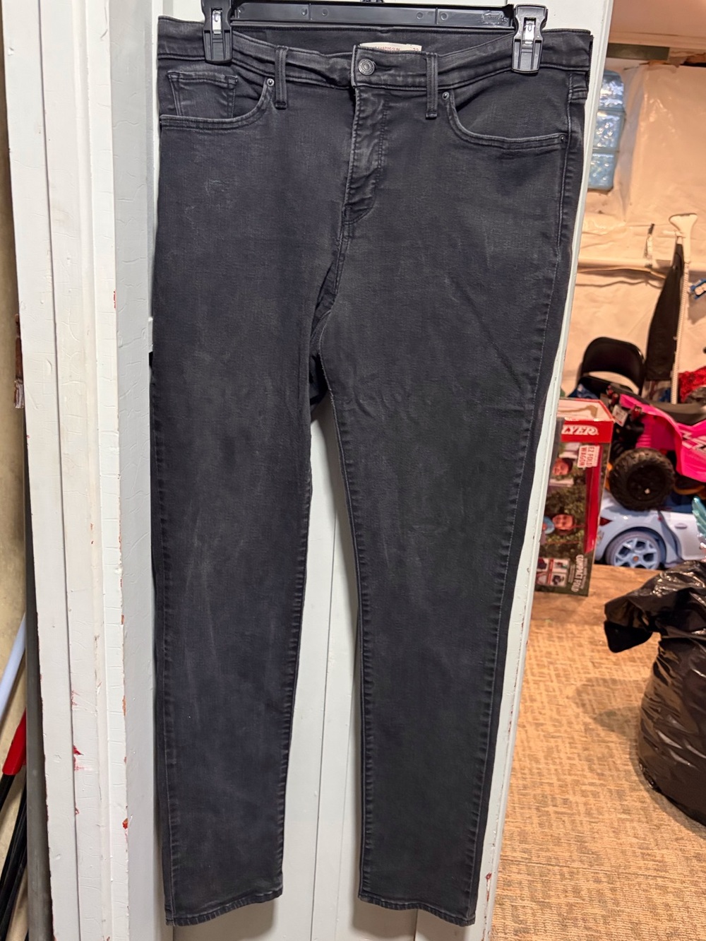 Womens Levi’s jeans size 32x34